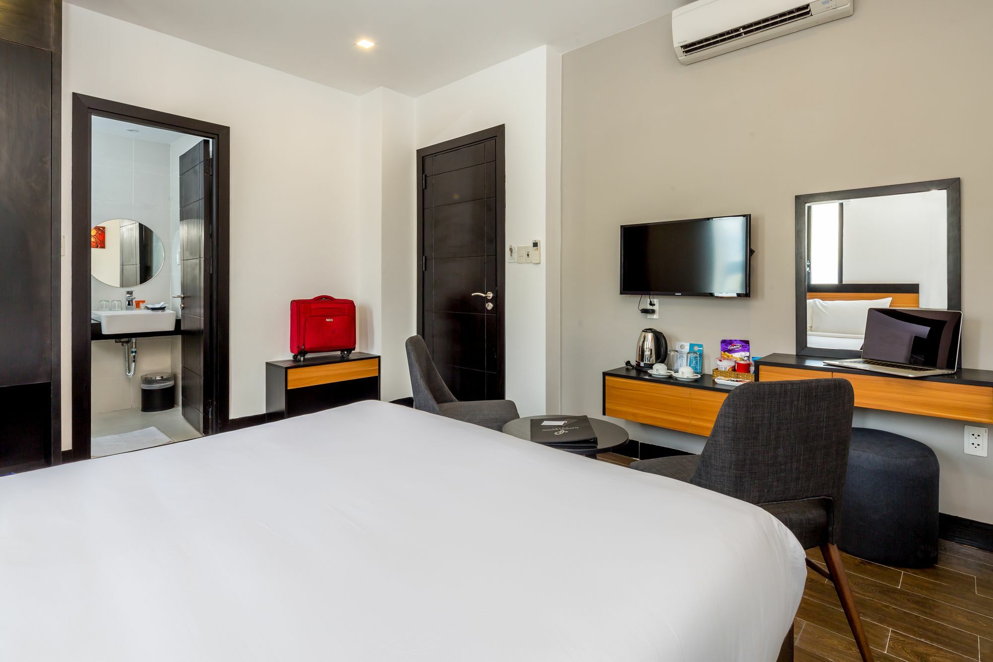 Platinum Danang Hotel Exterior foto